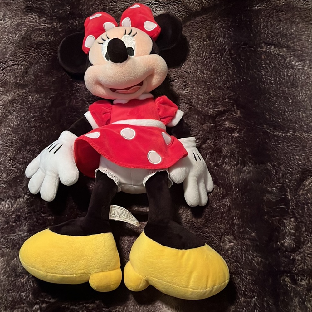 Minnie Mouse plush
